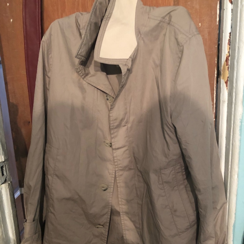 Burberry trench